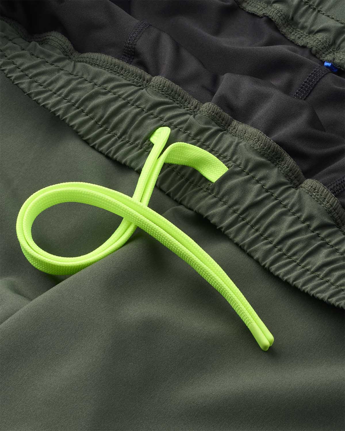 DODOOC Andreu Shorts Mens Cypress Green 2026