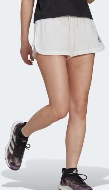 Adidas Club Shorts / Woman / Hvid