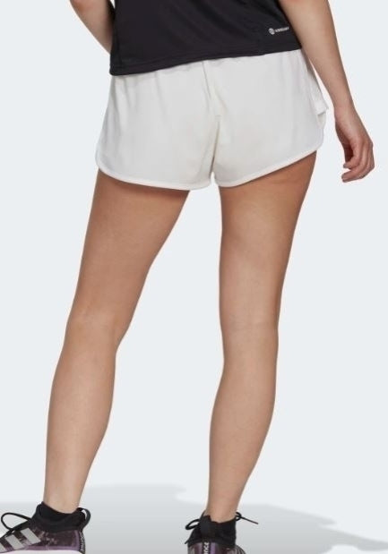 Adidas Club Shorts / Woman / Hvid